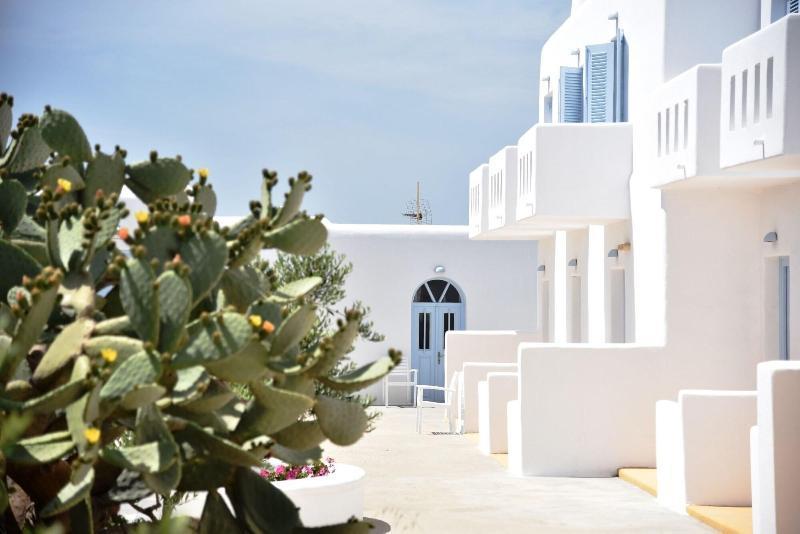Artemida'S Village Glastros  ภายนอก รูปภาพ